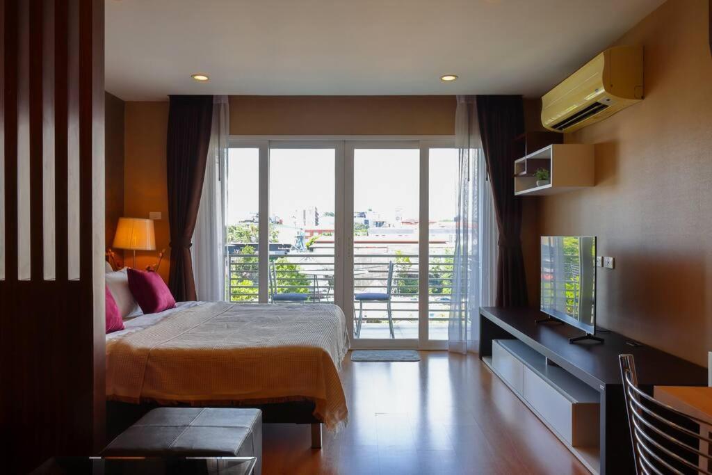 Luxury Living In Heart Of Nimman Apartamento Chiang Mai Exterior foto