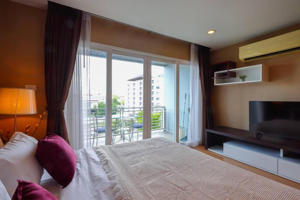 Luxury Living In Heart Of Nimman Apartamento Chiang Mai Exterior foto