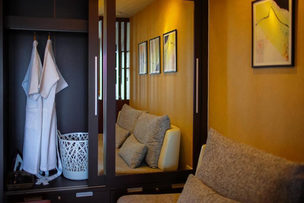 Luxury Living In Heart Of Nimman Apartamento Chiang Mai Exterior foto